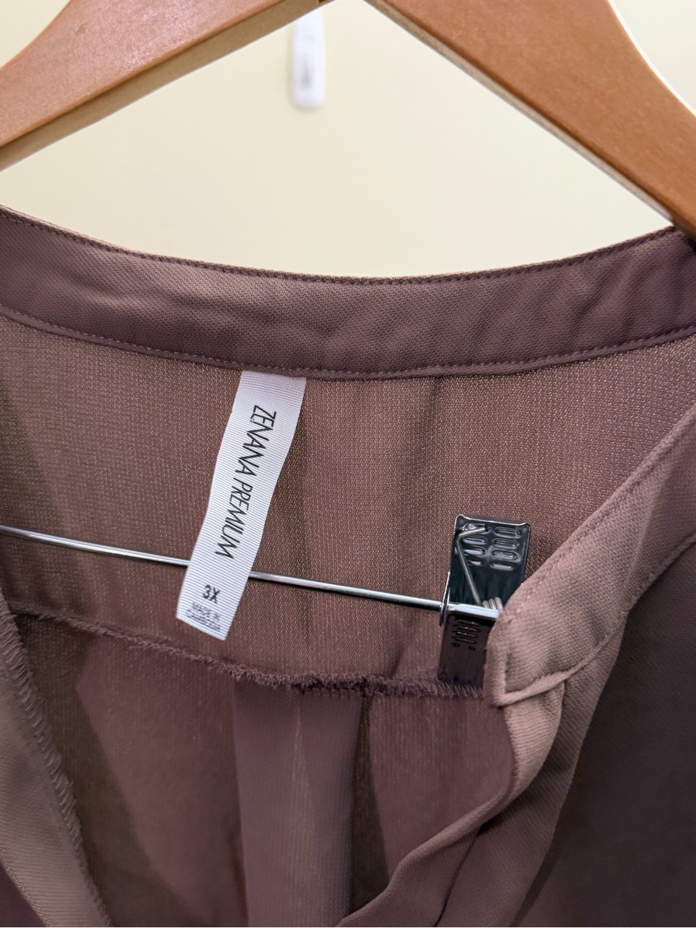 ZENANA PREMIUM Women’s Taupe Blouse - 3X